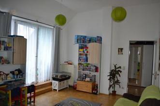 Thumbnail von Bezugsfreie 5,5 Zimmerwohung mit 2 Balkonen und EBK