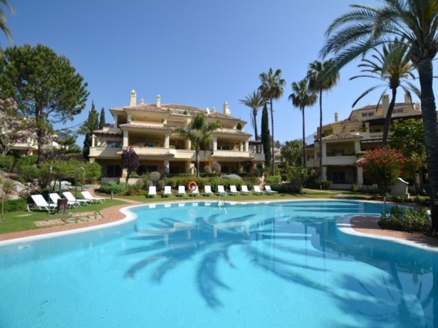 Luxus-Wohnung in Nueva Andalucia R2587532