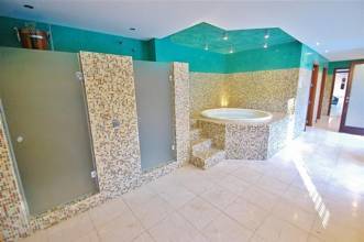 Thumbnail von Luxus-Wohnung in Estepona R2804858