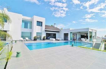 Thumbnail von Luxus-Villa in Benahavis R2526962