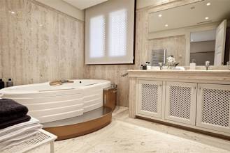 Thumbnail von Luxus-Wohnung in Los Monteros R2515976