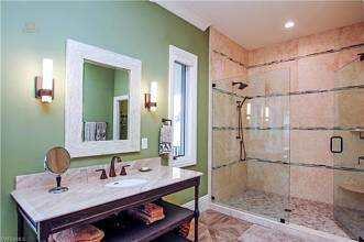 Thumbnail von 2490 McGregor Boulevard