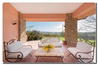 Thumbnail von Immogold, exklusive Landhaus-Villa mit Weinbergen nahe nahe Rom