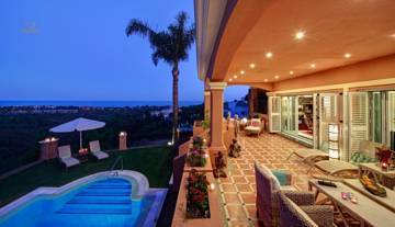 Thumbnail von Luxus-Villa in Rio Real R2348240