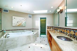 Thumbnail von 1608 Lands End Village