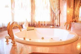 Thumbnail von Luxus-Villa in Las Brisas R2108135