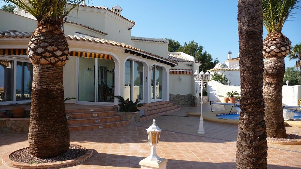 Villa an der Costa Blanca