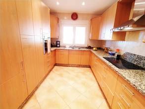 Thumbnail von Luxuriöse Landhausvilla mit Meerblick - REDUZIERT