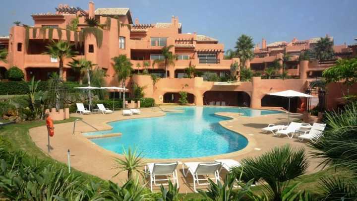 Luxus-Wohnung in Marbella R2173018 