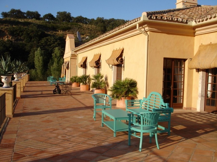 Luxus-Villa in Ronda R2666078