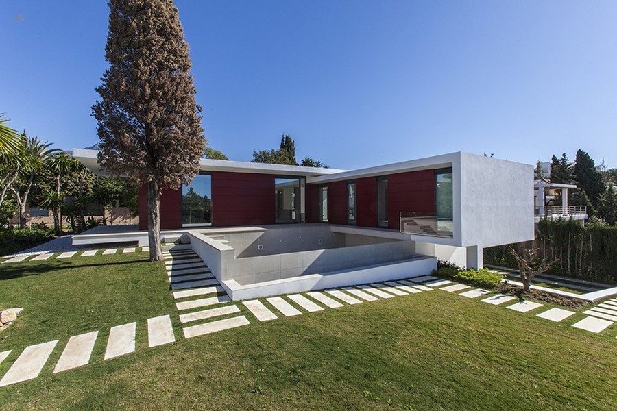 Luxus-Villa in Nueva Andalucia R2434775