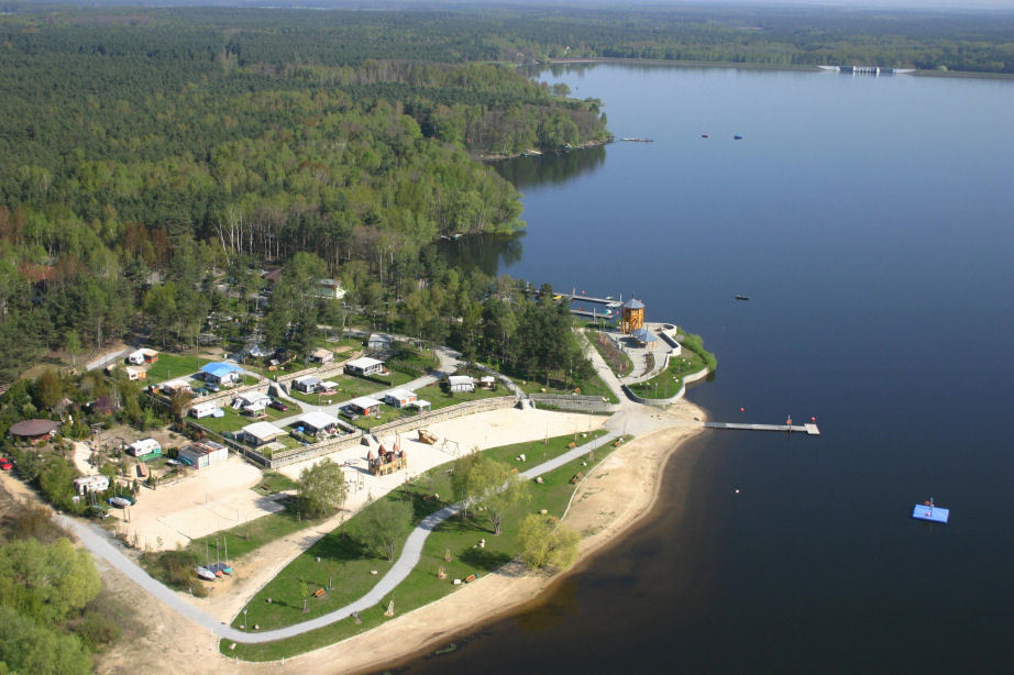 Beteiligung FERIENDORF BETRIEBS GMBH MIT GRUNDSTÜCKEN ZU VERKAUFEN