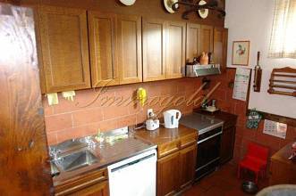 Thumbnail von Gepflegte, große Villa in Orts- und Seenähe mit Pool und Traumseeblick.