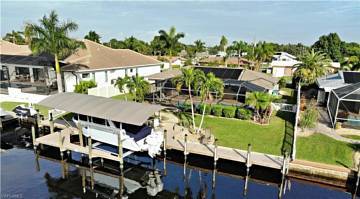 Thumbnail von 822 Montclaire CourtCape Coral, FL 33904