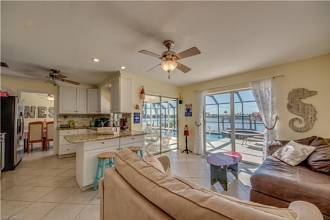 Thumbnail von 516 Cape Coral Parkway W Cape Coral, FL 33914