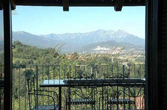 Thumbnail von Ein kleines Schmuckstück... für Sie ausgesucht; gepflegtes Landhaus mit phantastischer Sicht bis in die See-Alpen.