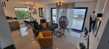 Thumbnail von Moderne Neubau-Villa mit Infinity-Pool und Panorama-Meerblick, Region Crikvenica