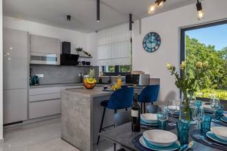 Thumbnail von Moderne Neubau-Villa mit Infinity-Pool und Panorama-Meerblick, Region Crikvenica