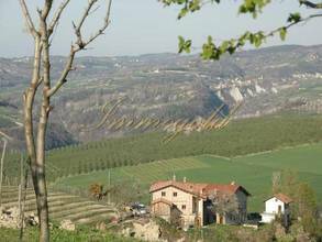 Thumbnail von Agriturismo listo para operar con su propia viña, en una región vinícola de gran interés turístico.