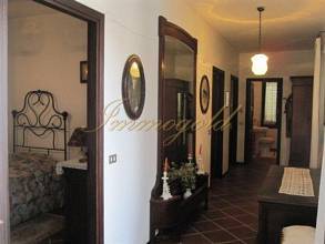 Thumbnail von Residieren im alten Herrenhaus der Grafen Roero… Bei Alba – Roero, ein besonderes Anwesen sucht einen neuen Besitzer.