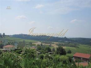 Thumbnail von Residieren im alten Herrenhaus der Grafen Roero… Bei Alba – Roero, ein besonderes Anwesen sucht einen neuen Besitzer.