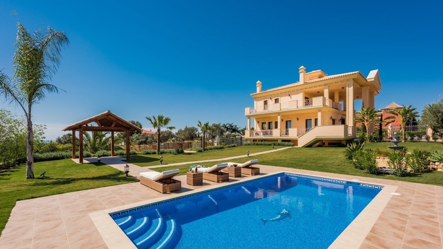 Luxus-Villa in The Golden Mile R2676656