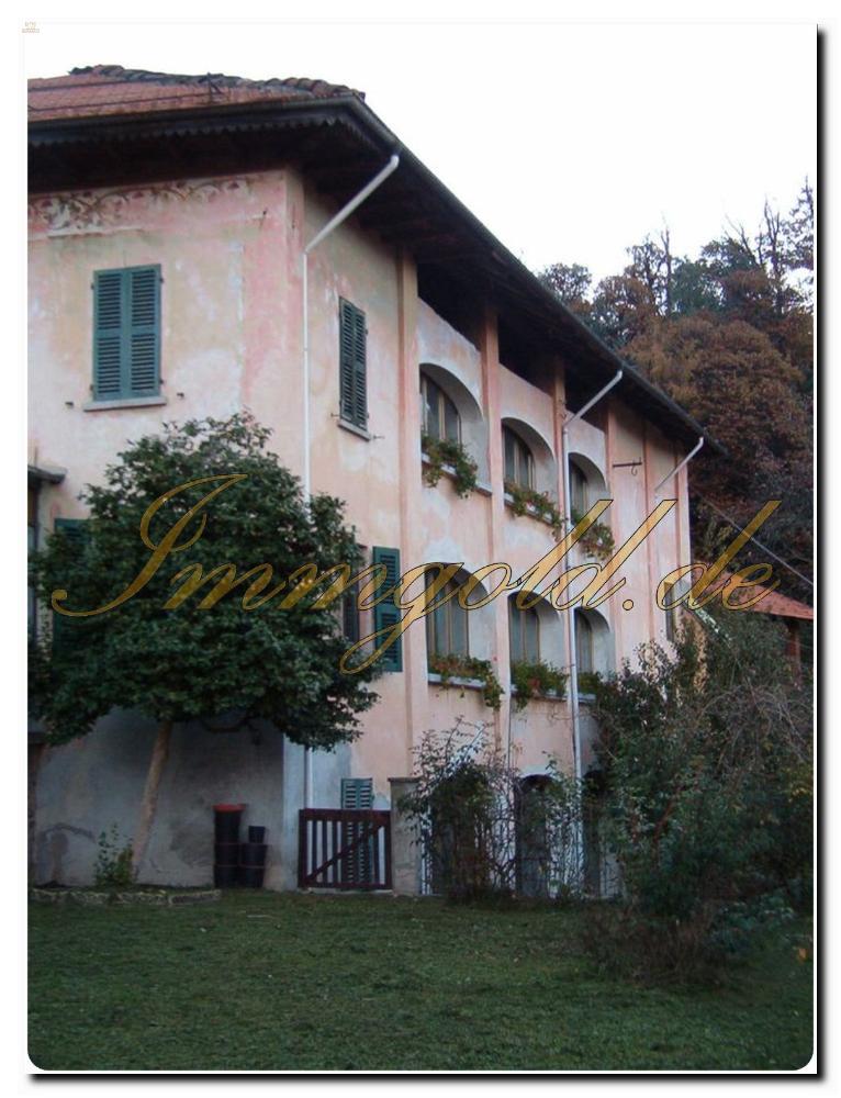 Landhaus-Villa mit historischen Merkmalen im Herzen des Naturparks von Monte Fenera.
