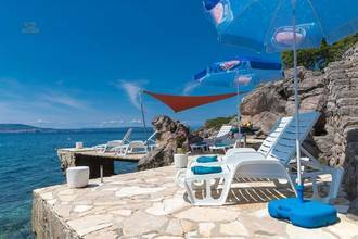 Thumbnail von Villa in der ersten Reihe zum Meer in der Region Novi Vinodolski