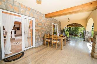 Thumbnail von Villa in der ersten Reihe zum Meer in der Region Novi Vinodolski