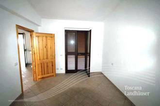 Thumbnail von Neubau mit Meerblick und 3 ha großem Grundstück