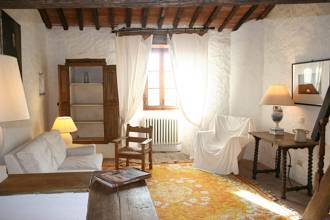 Thumbnail von künstlerisch renoviertes Turmgebäude aus dem Jahr 973 mit 180 m² Wohnfläche und Panoramablick