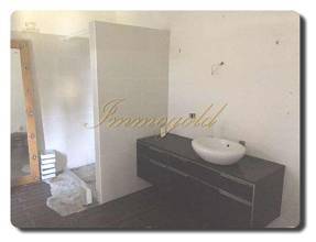 Thumbnail von Immogold IMI 1380 renovierungsbedürftige Villa mit großem Park