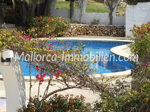 BESTLAGE FÜR EIN WUNDERSCHÖNES CHALET MIT GARTEN UND DACHTERRASSE