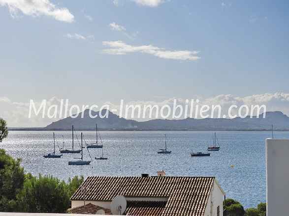 EXCLUSIVE PENTHOUSE-WOHNUNG MIT MEERBLICK