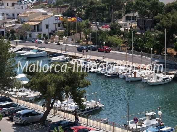 APPARTEMENT MIT HAFENBLICK