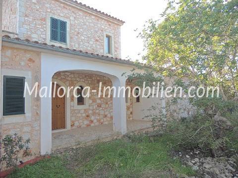 CHARMANTE NEUBAU-FINCA MIT PANORAMA UND MEERWEITBLICK