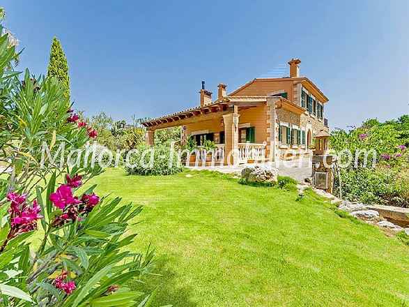 FINCA MIT PANORAMABLICK UND SEPARATEM GÄSTEHAUS
