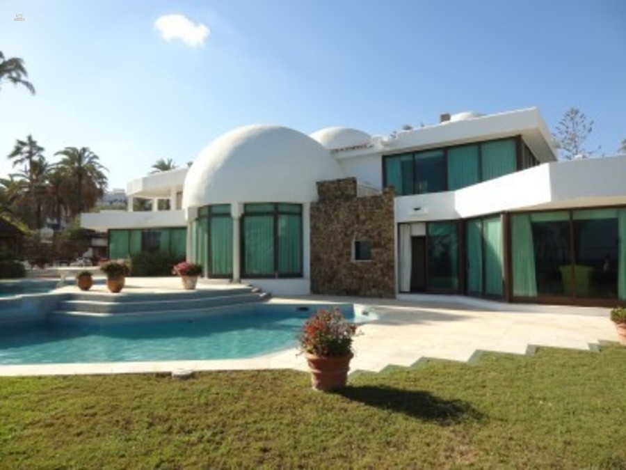 Luxus-Villa in The Golden Mile R2133836