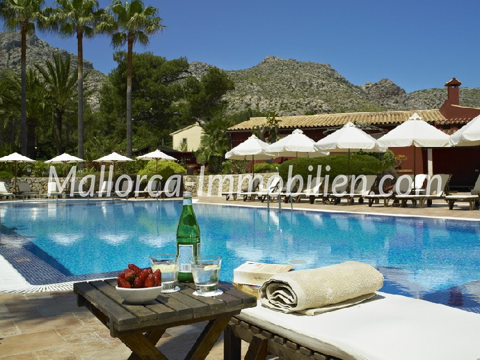 CHARISMATISCHES HOTEL NAHE DEM MEER SUCHT NEUEN EIGENTÜMER