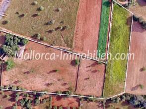 Thumbnail von GROSSZÜGIGES GRUNDSTÜCK IN ZENTRALER LAGE