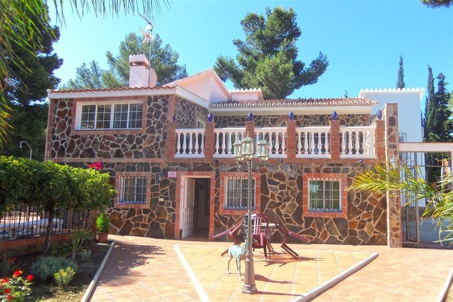 Luxus-Villa in Churriana F2734850