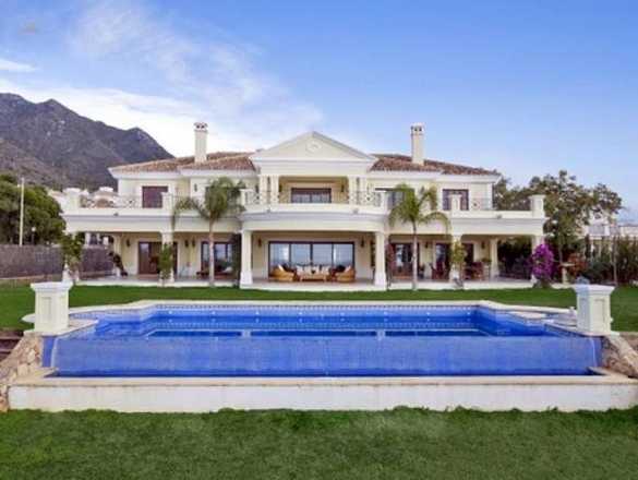 Luxus-Villa in Sierra Blanca R2270714 