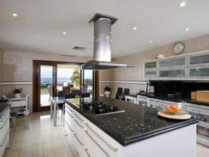 Thumbnail von Luxus-Villa in Sierra Blanca R2270714