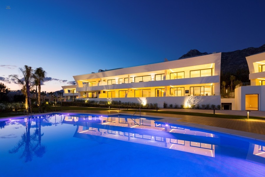 Luxus-Wohnung in Sierra Blanca R2760761