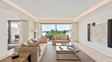 Thumbnail von Apartment For Sale in Central Nueva Andalucia, Málaga