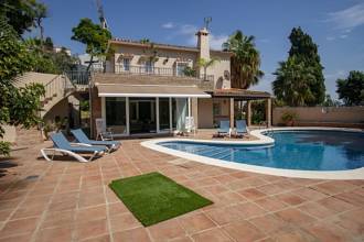 Thumbnail von Villa For Sale in Montemar, Málaga