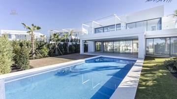 Thumbnail von Puerto Cabopino Villa ES131659