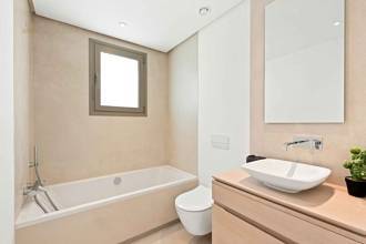 Thumbnail von Apartment For Sale in Nueva Andalucia, Málaga