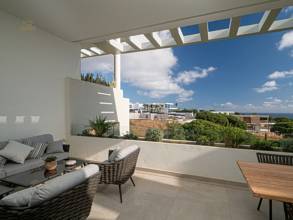 Thumbnail von Villa For Sale in  Cabopino, Málaga