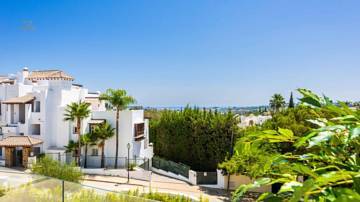 Thumbnail von Apartment For Sale in Central Nueva Andalucia, Málaga